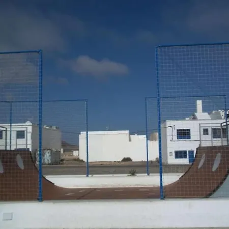 Sleeps 4 Wifi